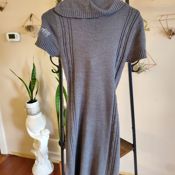 Y2K Beyonce Dereon dress with detachable silver belt - Picture 3 of 5